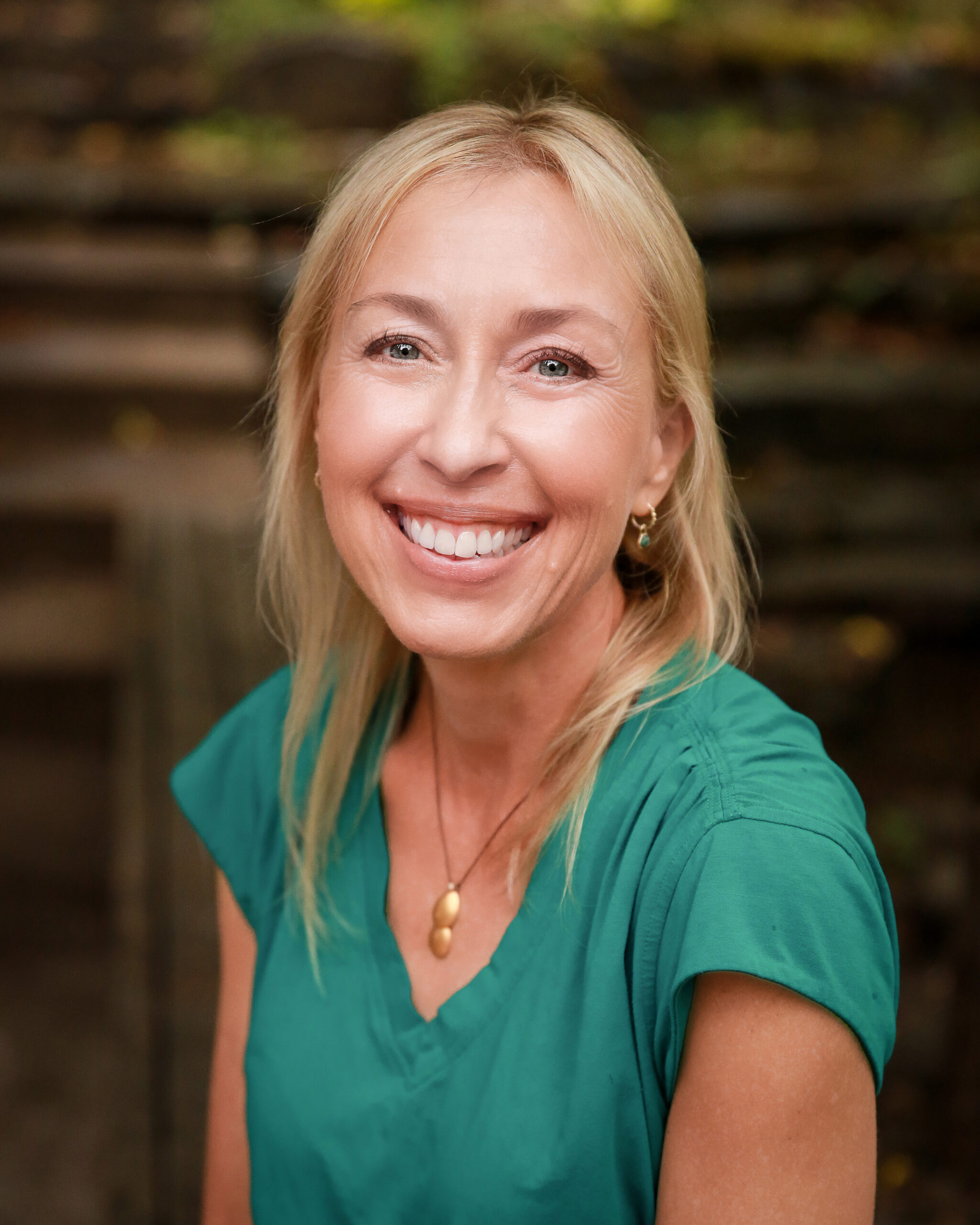 Bonnie Ruder headshot